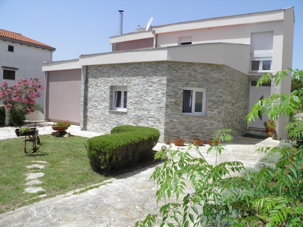 Apartments Mirakul Zadar Luaran gambar