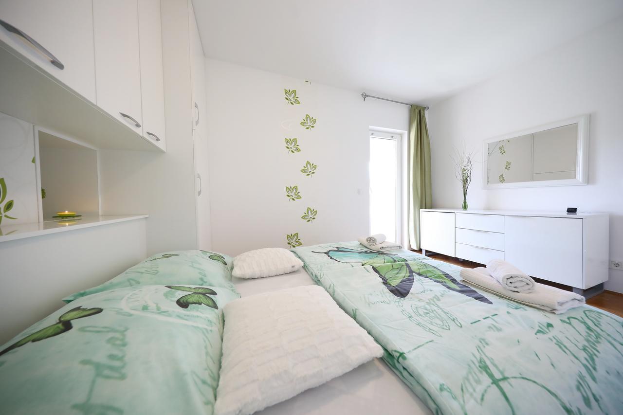 Apartments Mirakul Zadar Luaran gambar