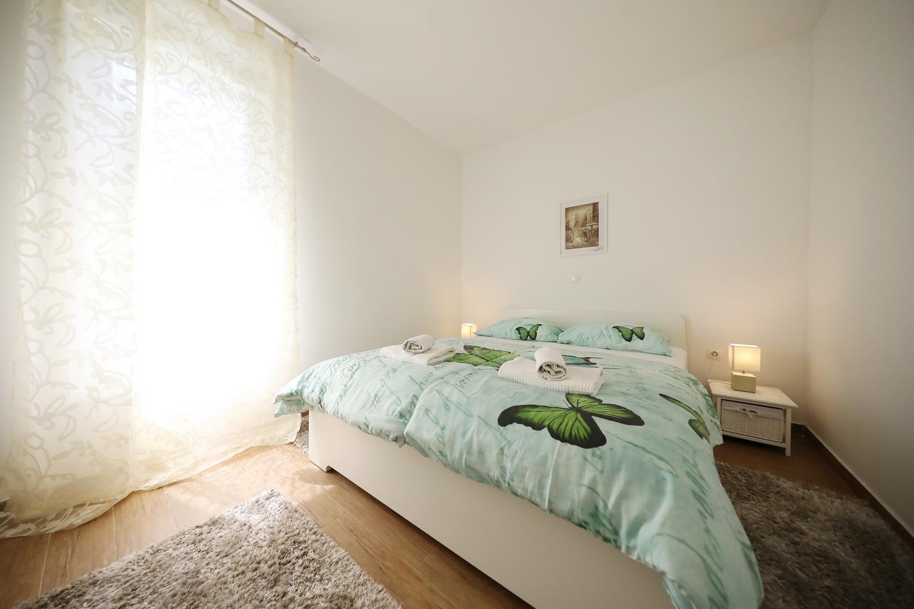 Apartments Mirakul Zadar Luaran gambar