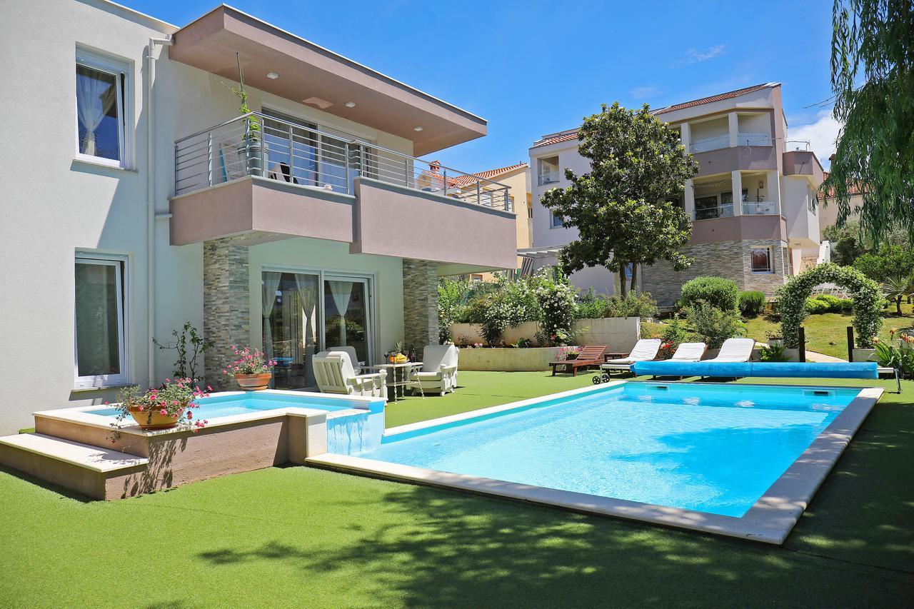 Apartments Mirakul Zadar Luaran gambar